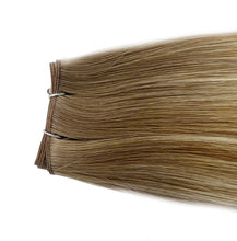 Afbeelding in Gallery-weergave laden, Surfer girl