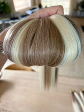 Afbeelding in Gallery-weergave laden, Desert Glow Face Frame Locks