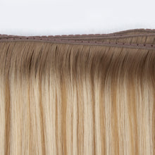 Afbeelding in Gallery-weergave laden, Surfer Girl Butterfly